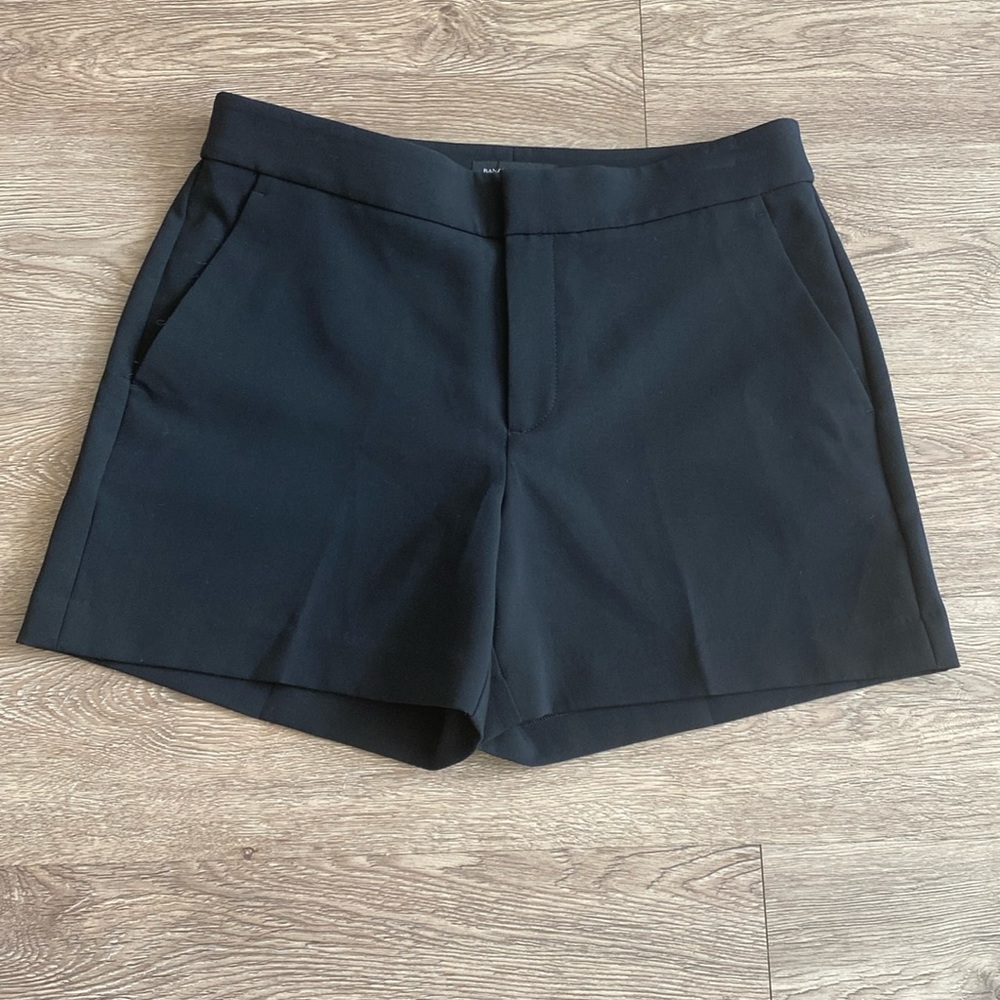 Banana Republic Brand New w/Tags Black Polyester Shorts - Size 10R